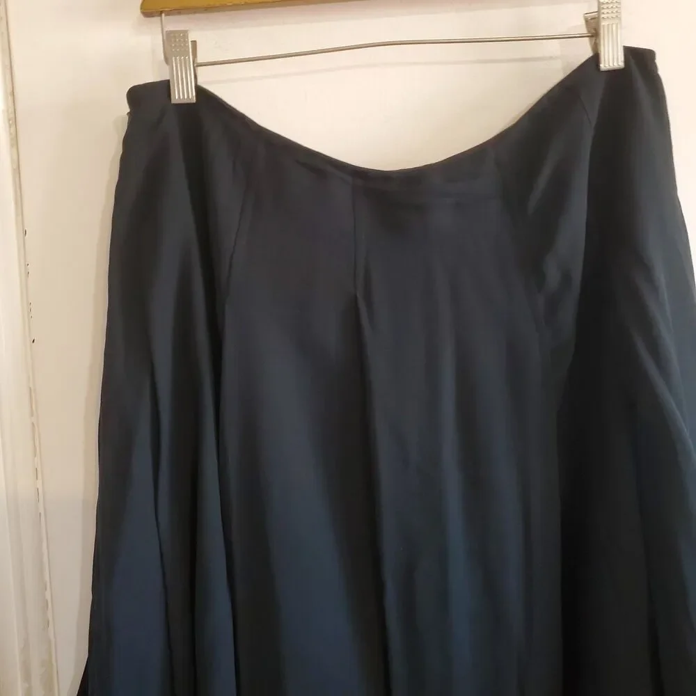 Realities 100% Silk Midi Pleated Skirt Embroidered Hem Whimsigoth Witchy Size 14